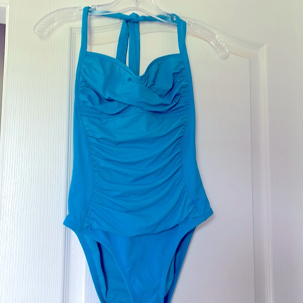 One piece swimsuit